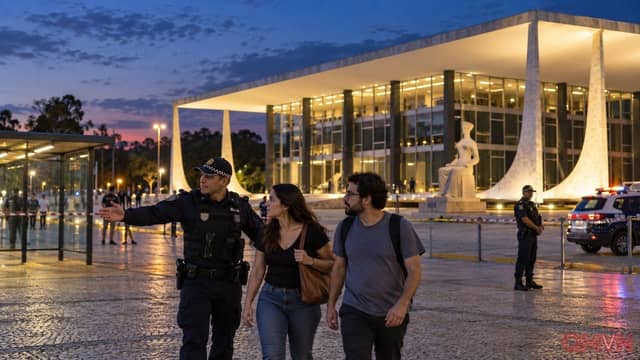 Brazil loại trừ bom trong ba lô gần Tòa án Tối cao giữa những ngày cuối trước bầu cử