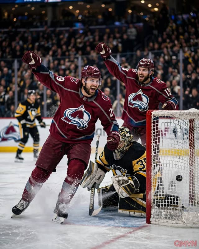 Nathan MacKinnon ghi một bàn, kiến tạo ba lần giúp Colorado Avalanche ngược dòng đánh bại Pittsburgh Penguins 5-2 trong đêm Sidney Crosby lập kỷ lục