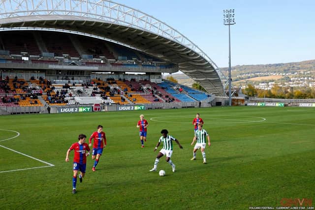Cuộc Đối Đầu Nảy Lửa Clermont và Red Star 93 Tại Ligue 2: Sân Khấu Chứng Tỏ Bản Lĩnh và Quyết Tâm Bứt Phá Đầy Sôi Động