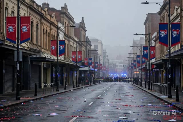 Ô tô lao vào đám đông tiễn đội Newcastle Knights trước trận chung kết bóng bầu dục ở Australia, nhiều người bị thương, trong đó có trẻ em