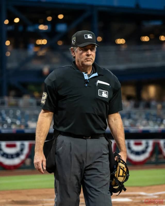 Trọng tài kỳ cựu James Hoye được bổ nhiệm làm tổ trưởng điều hành loạt trận World Series 2026 tại Mỹ