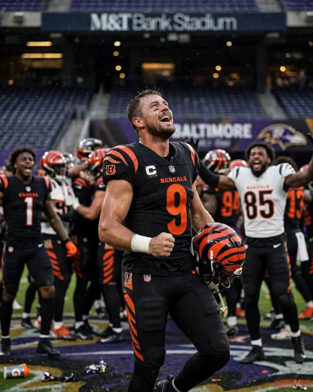 Joe Burrow tỏa sáng với bốn đường chuyền touchdown, Cincinnati Bengals ngược dòng ngoạn mục đè bẹp Baltimore Ravens 35-13