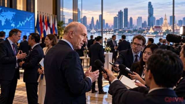 Trước ngân sách Anh, John Healey cân nhắc bài toán đánh thuế ngân hàng mà không làm suy yếu động lực tăng trưởng